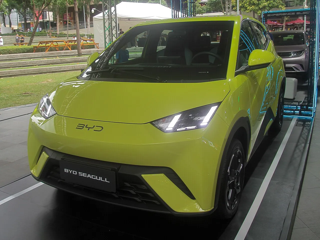 BYD Seagull, avant 3/4