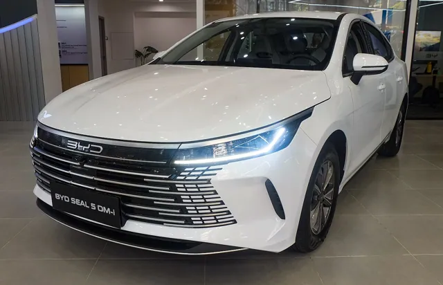 BYD Seal 5 PHEV