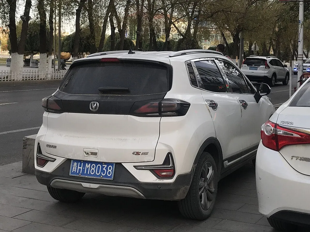 Changan CS15, arrière 3/4