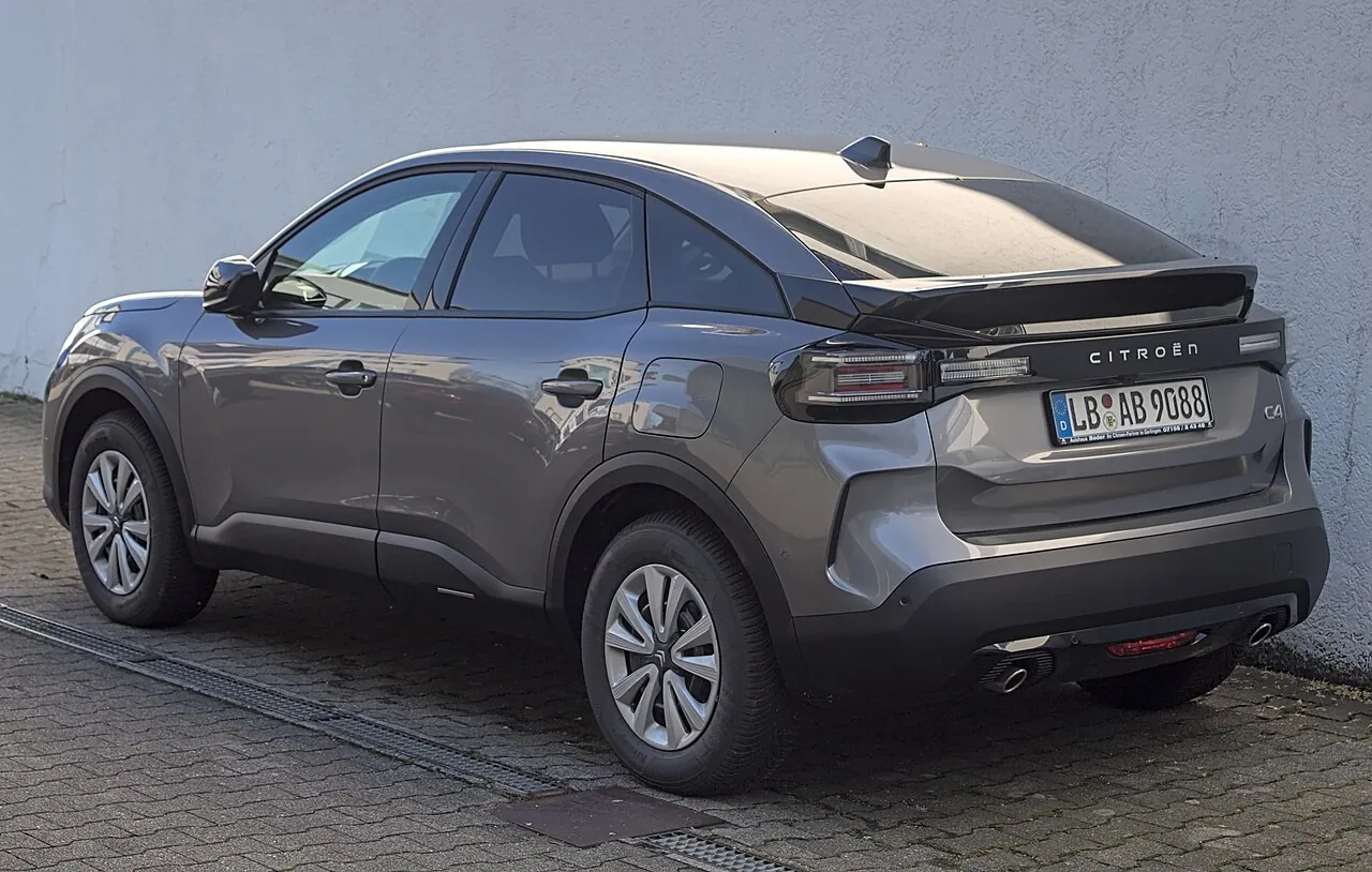 Citroën C4, arrière 3/4