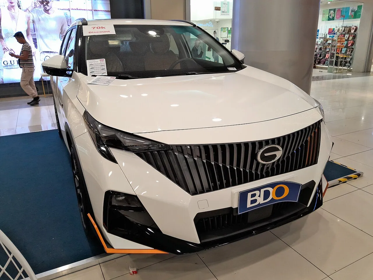 GAC Emzoom, avant 3/4
