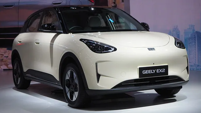 Geely EX2