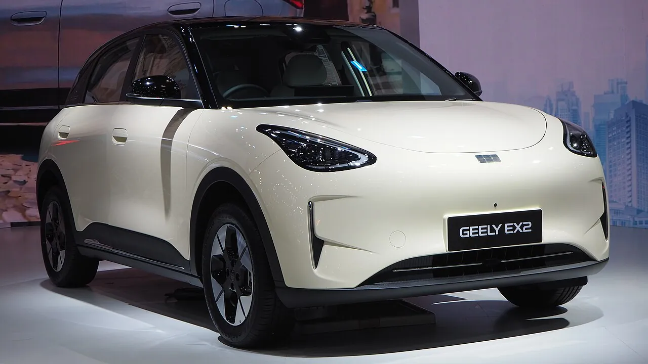 Geely EX2, avant 3/4