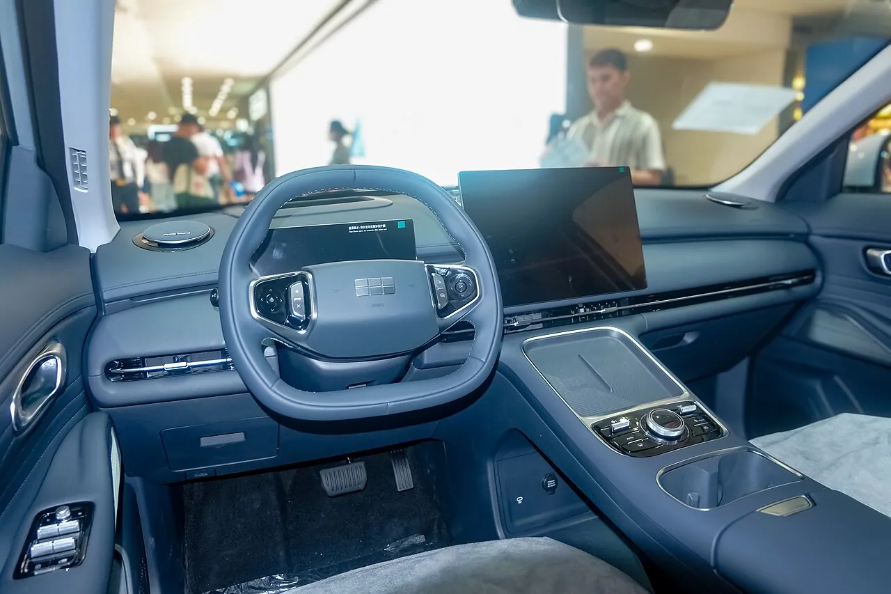 Geely EX5 EM-i, intérieur