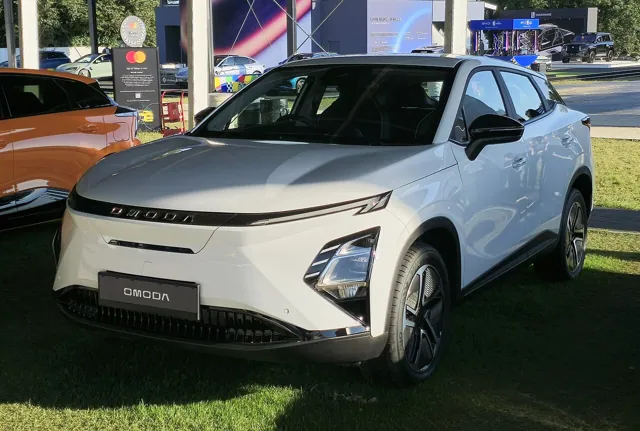Omoda E5