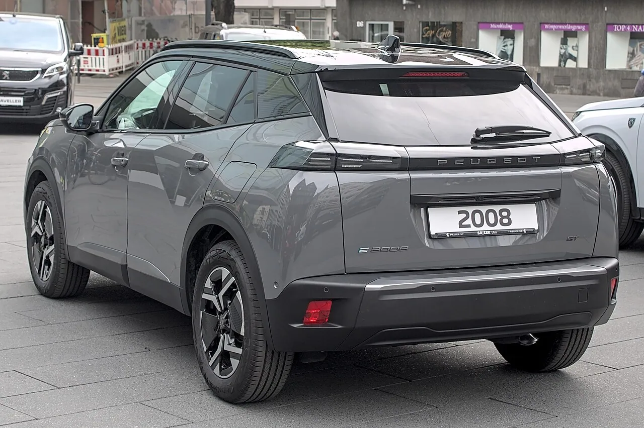 Peugeot 2008, arrière 3/4