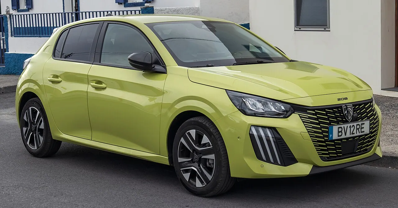 Peugeot 208, avant 3/4