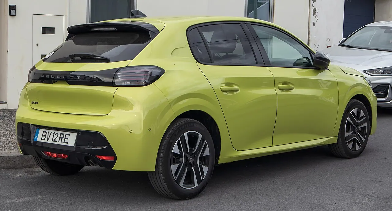 Peugeot 208, arrière 3/4