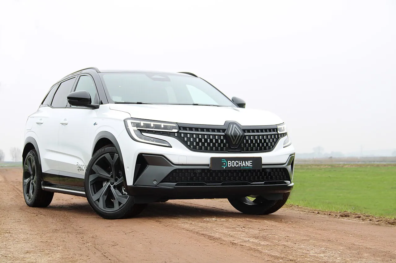 Renault Austral, avant 3/4