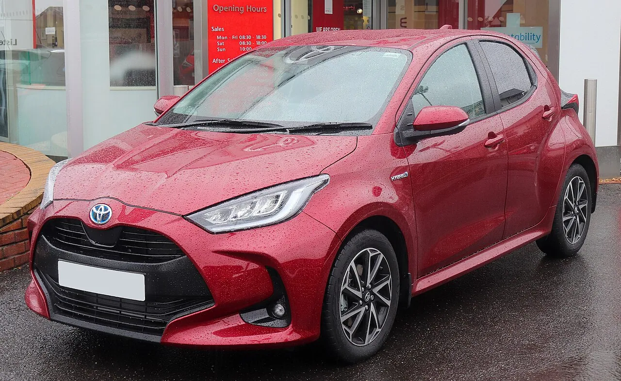 Toyota Yaris Hybrid, avant 3/4