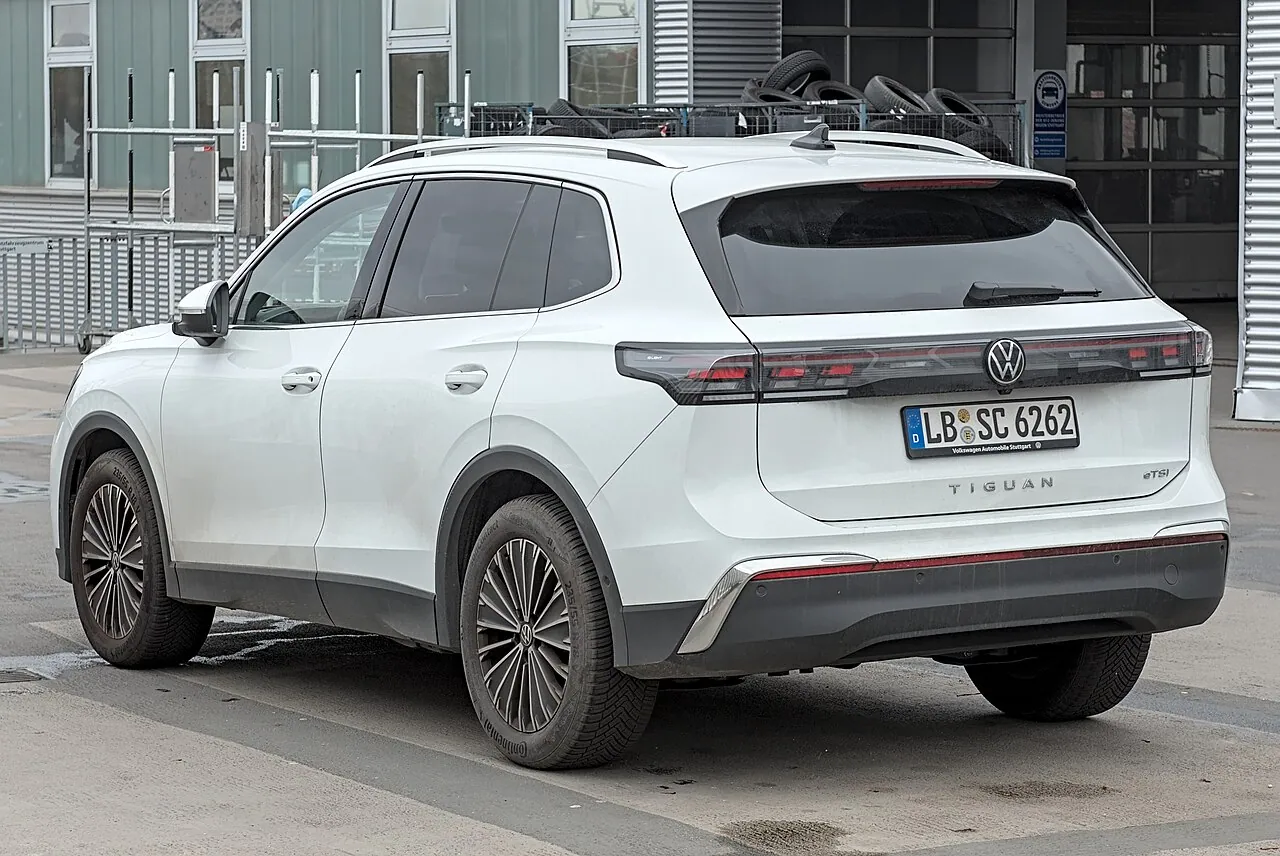 Volkswagen Tiguan, avant 3/4